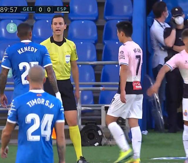  罗马锋线低迷遭升班马逼平  